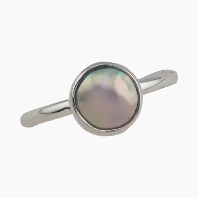 Ring with a natural abalone pearl from Mendocino, California, measuring 9mm. Set in sterling silver.