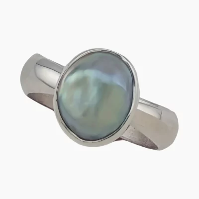 Ring with a natural abalone pearl from Mendocino, California. Oval-shaped measuring 11 x 9mm. Set in sterling silver.