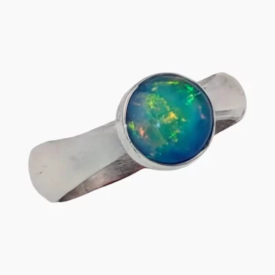 Ring with a 1.86-carat Eithyopian opal measuring 8mm round,set in sterling silver.
