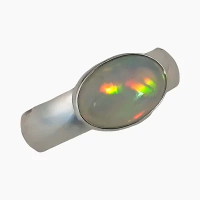 Ring featuring an oval Ethiopian 2.68-carat opal measuring 12 x 8mm set in sterling silver.